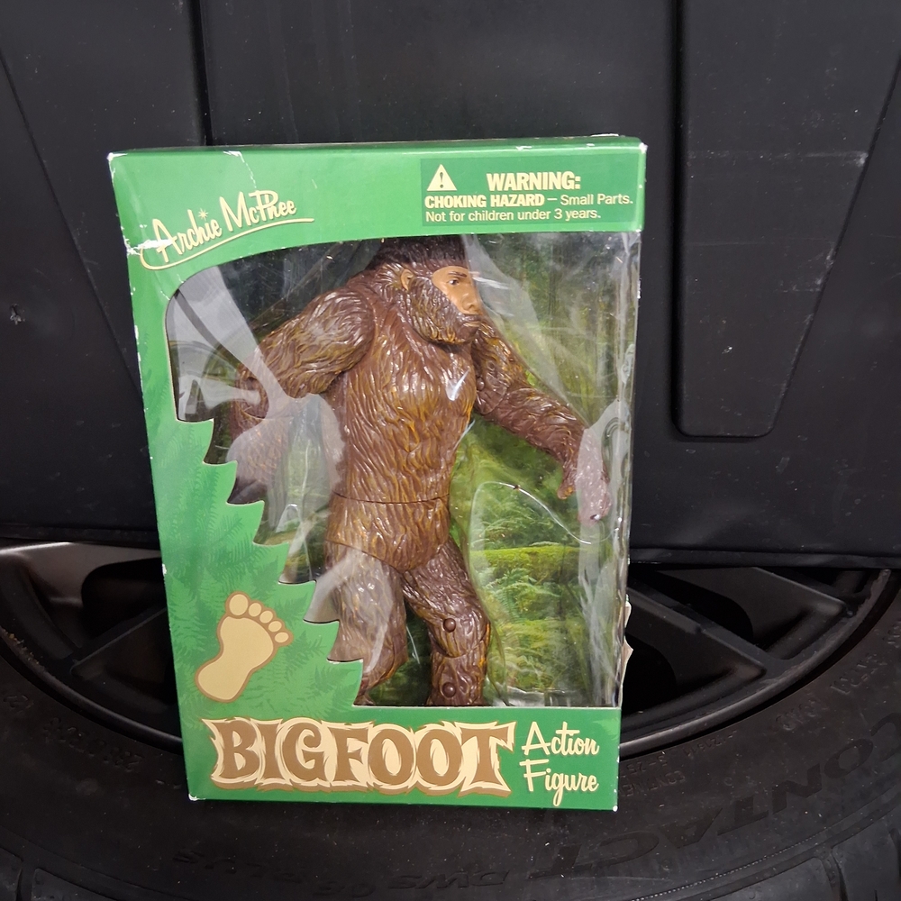 Bigfoot Action Figure - Brown